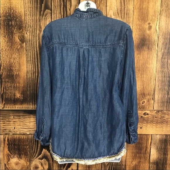 Cloth & Stone Chambray Gold Fringe Button Down Blouse Size Small - Picture 5 of 9